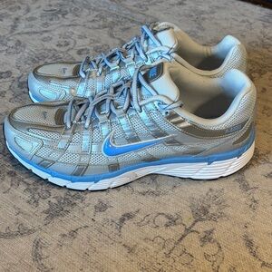 New w/o box Nike Men’s P-9000 Retro Running Shoes - size 9.5 - platinum/blue